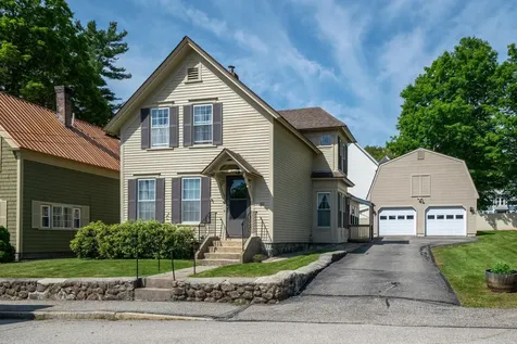 40 Central Street Hillsborough NH 03244