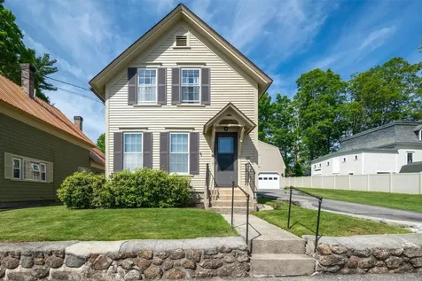 40 Central Street Hillsborough NH 03244