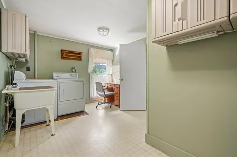 40 Central Street Hillsborough NH 03244