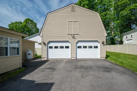 40 Central Street Hillsborough NH 03244