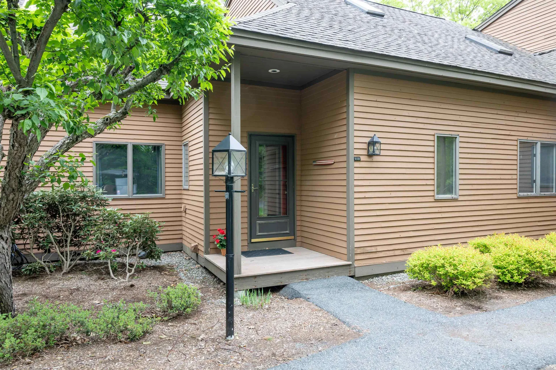 1140 Murphy Road Hartford VT 05059