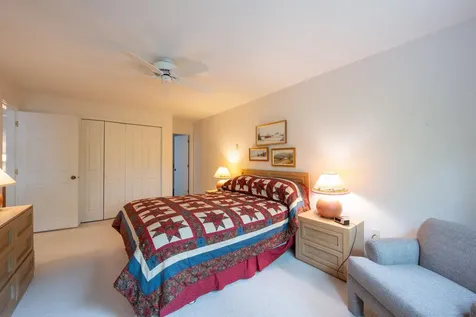 1140 Murphy Road Hartford VT 05059