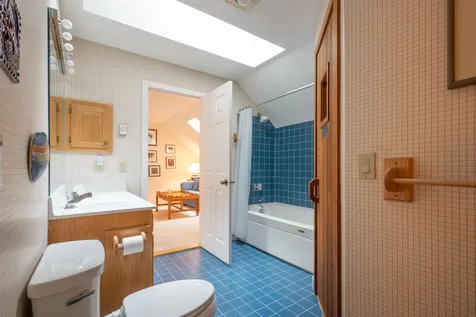 1140 Murphy Road Hartford VT 05059