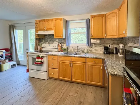 107 Winding Brook Lane Hartford VT 05001