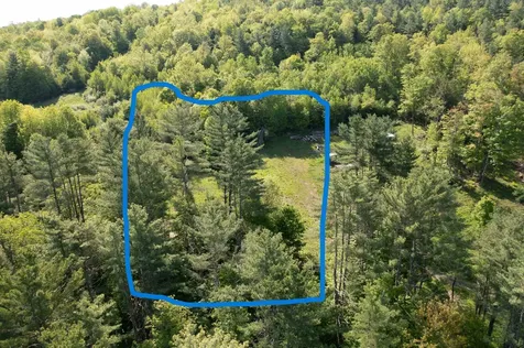 107 Winding Brook Lane Hartford VT 05001
