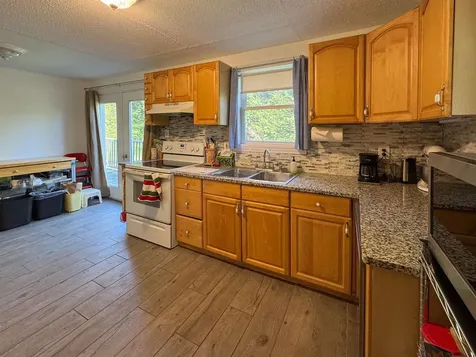 107 Winding Brook Lane Hartford VT 05001