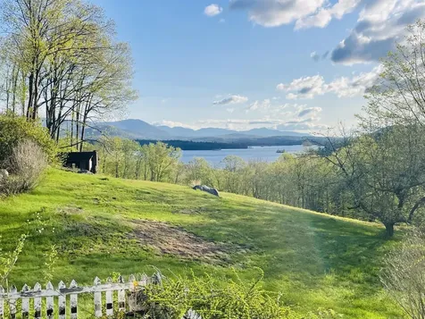 197 Shepard Hill Road Holderness NH 03245