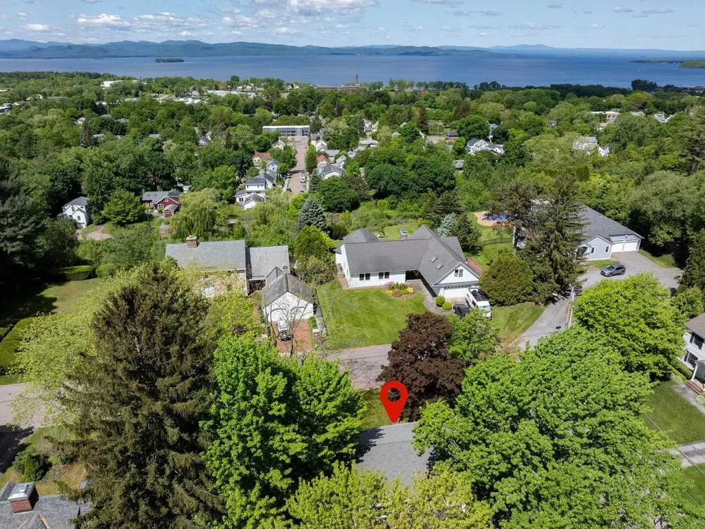 162 Crescent Road Burlington VT 05401