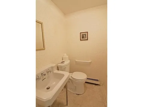 162 Crescent Road Burlington VT 05401