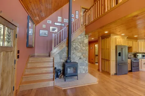 60 Stinson Road Plymouth NH 03264