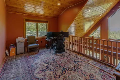 60 Stinson Road Plymouth NH 03264