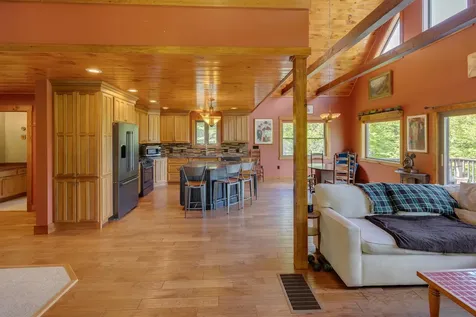 60 Stinson Road Plymouth NH 03264