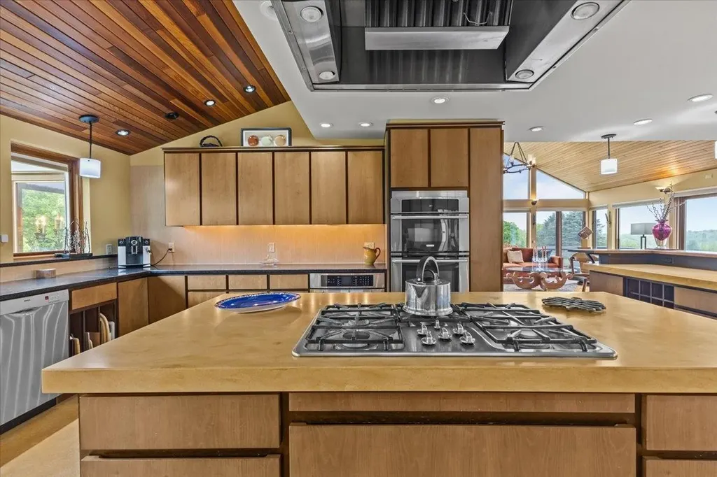 83 Dewey Farm Road Stowe VT 05672