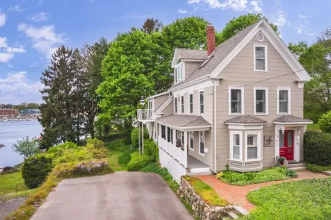 116 Whipple Road Kittery ME 03904-1341