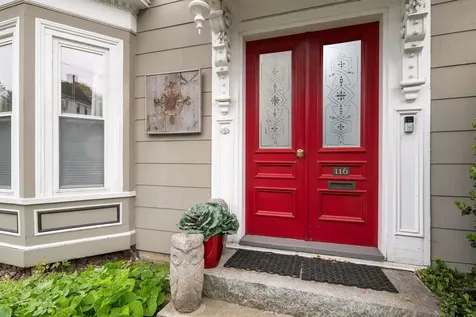 116 Whipple Road Kittery ME 03904-1341