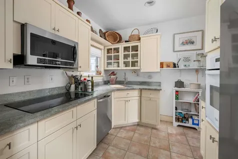 116 Whipple Road Kittery ME 03904-1341