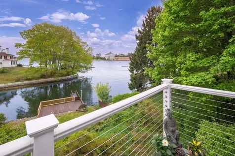 116 Whipple Road Kittery ME 03904-1341