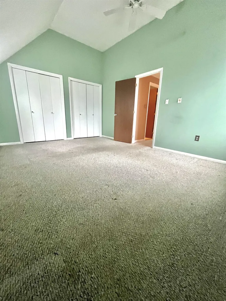 50 Spring Cove Road Nashua NH 03062