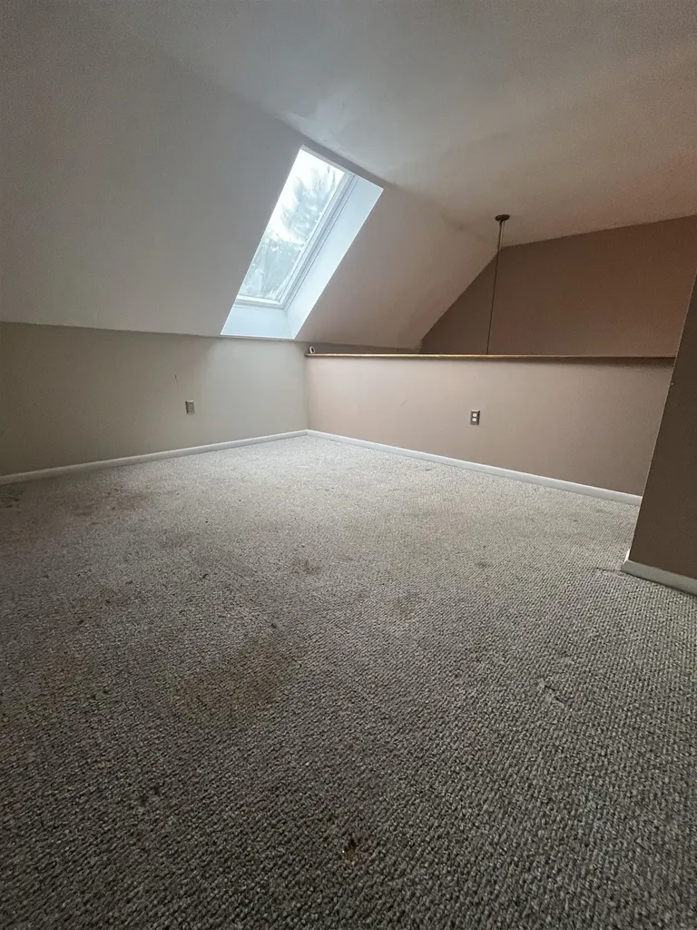 50 Spring Cove Road Nashua NH 03062