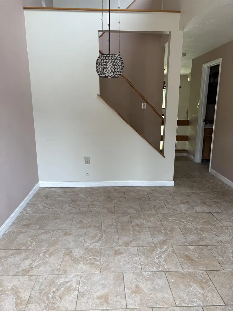 50 Spring Cove Road Nashua NH 03062