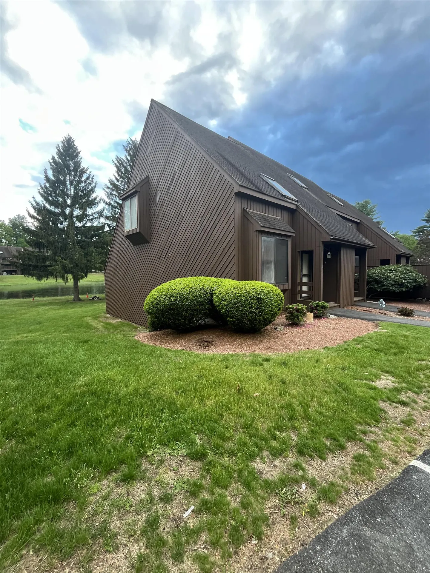 50 Spring Cove Road Nashua NH 03062