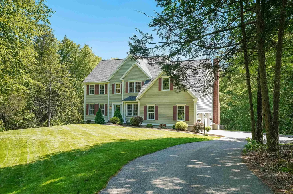 55 Bassett Lane Newfields NH 03856