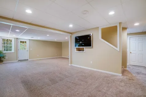 55 Bassett Lane Newfields NH 03856