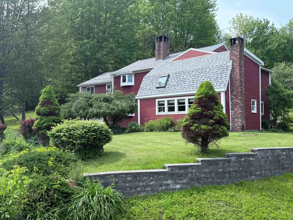 904 Moscow Road Stowe VT 05672