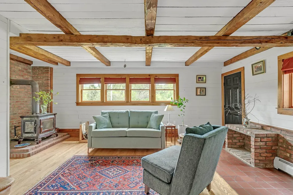 904 Moscow Road Stowe VT 05672