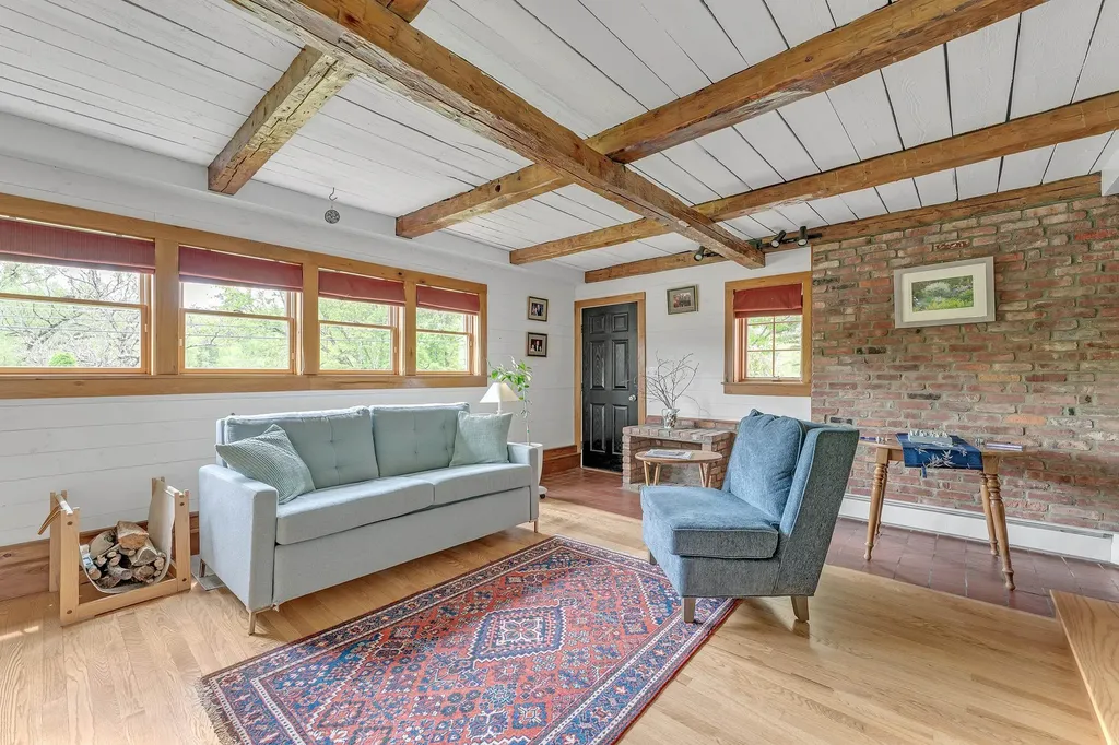 904 Moscow Road Stowe VT 05672