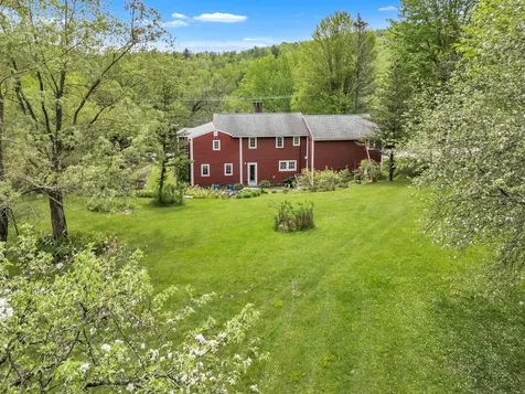 904 Moscow Road Stowe VT 05672