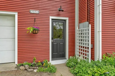 904 Moscow Road Stowe VT 05672