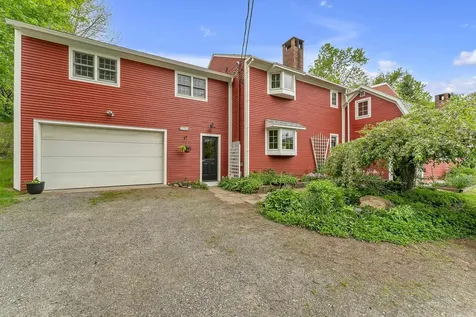 904 Moscow Road Stowe VT 05672