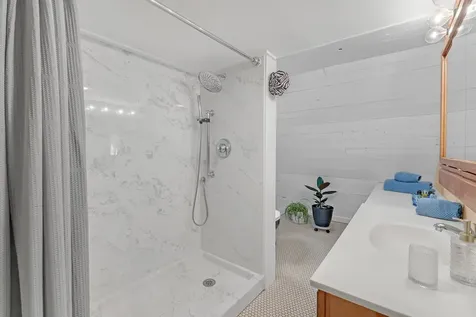 904 Moscow Road Stowe VT 05672