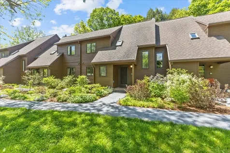 364 Acorn Lane Shelburne VT 05482