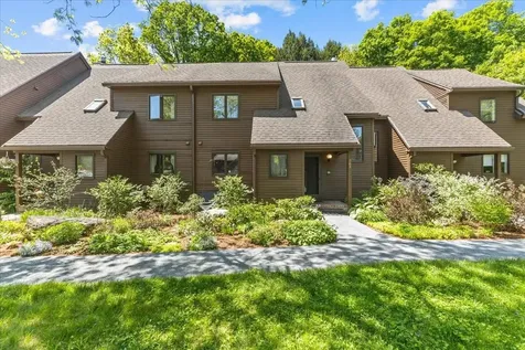 364 Acorn Lane Shelburne VT 05482