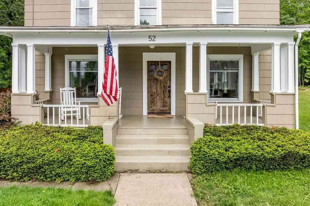 52 Young Street Lebanon NH 03766