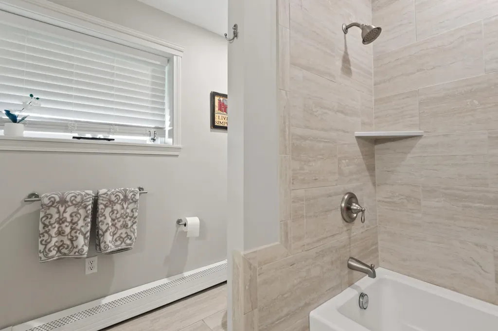 345 Williams Road Littleton NH 03561