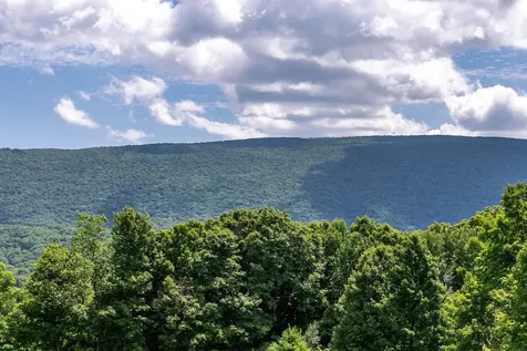 129 Coventry Lane Manchester VT 05255