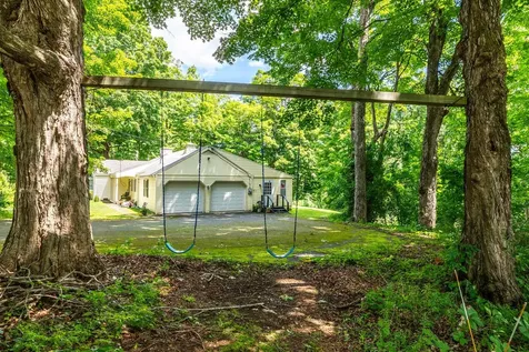 129 Coventry Lane Manchester VT 05255