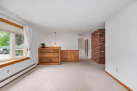 27 Killoran Drive Essex Junction VT 05452