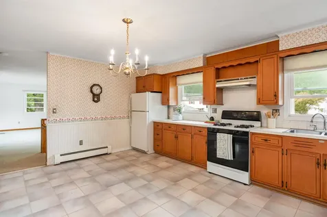 27 Killoran Drive Essex Junction VT 05452