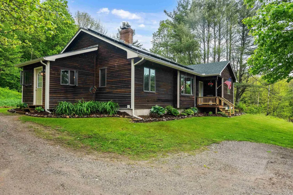 8494 Main Road Huntington VT 05462