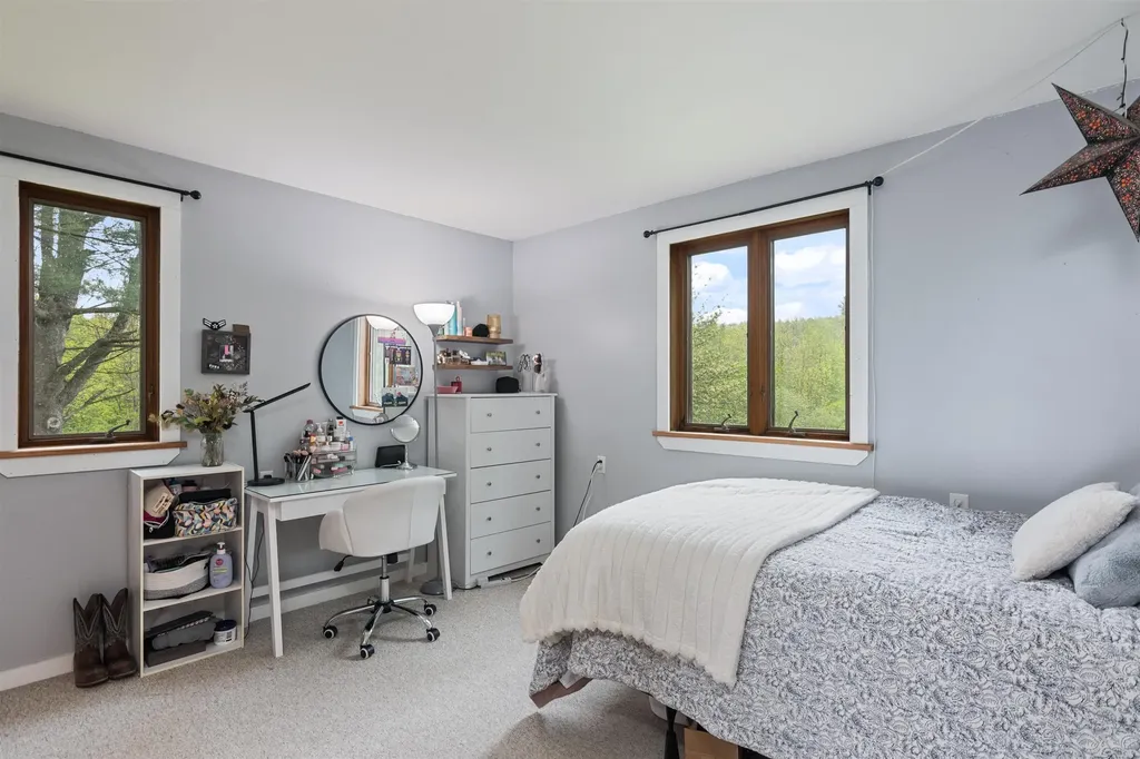 8494 Main Road Huntington VT 05462