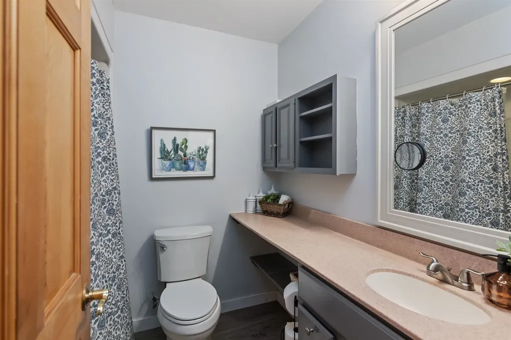 8494 Main Road Huntington VT 05462