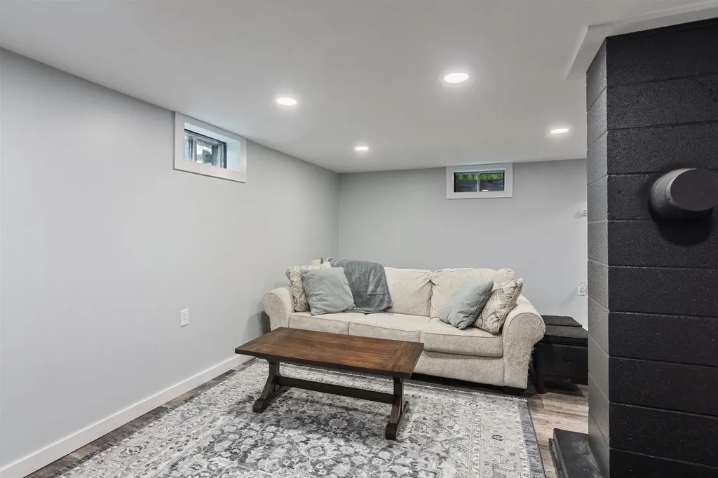 8494 Main Road Huntington VT 05462