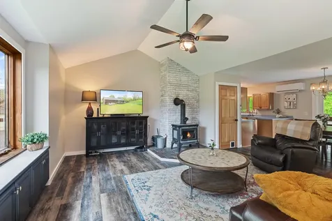 8494 Main Road Huntington VT 05462