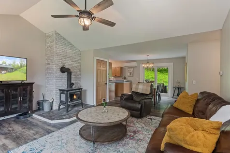 8494 Main Road Huntington VT 05462