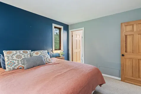 8494 Main Road Huntington VT 05462