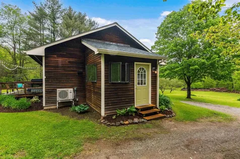 8494 Main Road Huntington VT 05462